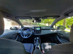 TOYOTA COROLLA 1.8 HYBRID COMFORT completo