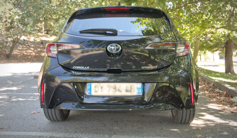 TOYOTA COROLLA 1.8 HYBRID COMFORT completo