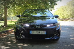 TOYOTA COROLLA 1.8 HYBRID COMFORT completo