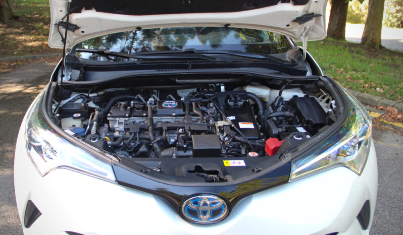 TOYOTA C-HR 1.8 HYBRID COMFORT completo