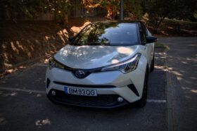 TOYOTA C-HR 1.8 HYBRID COMFORT