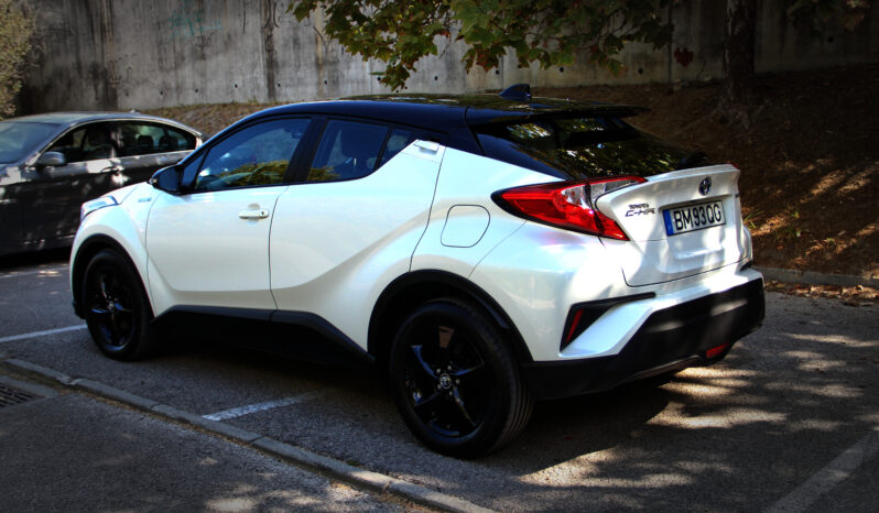 TOYOTA C-HR 1.8 HYBRID COMFORT completo