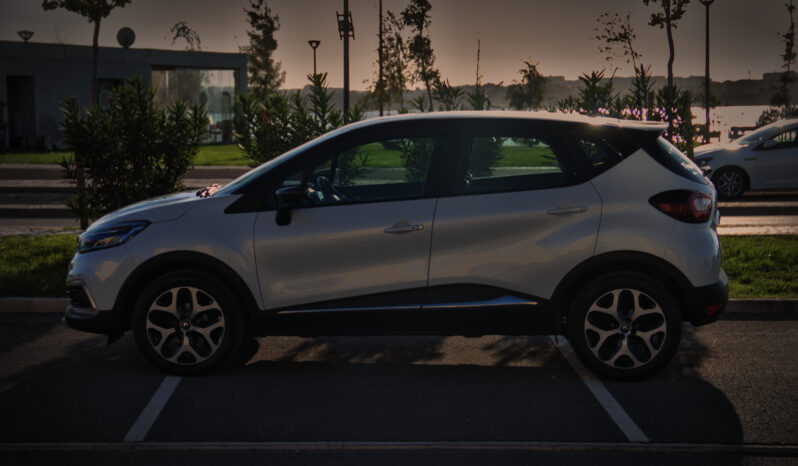 RENAULT CAPTUR 0.9 TCE EXCLUSIVE completo